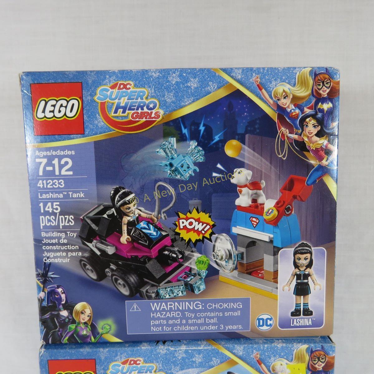 2 New Lego DC Super Hero Girl Sets