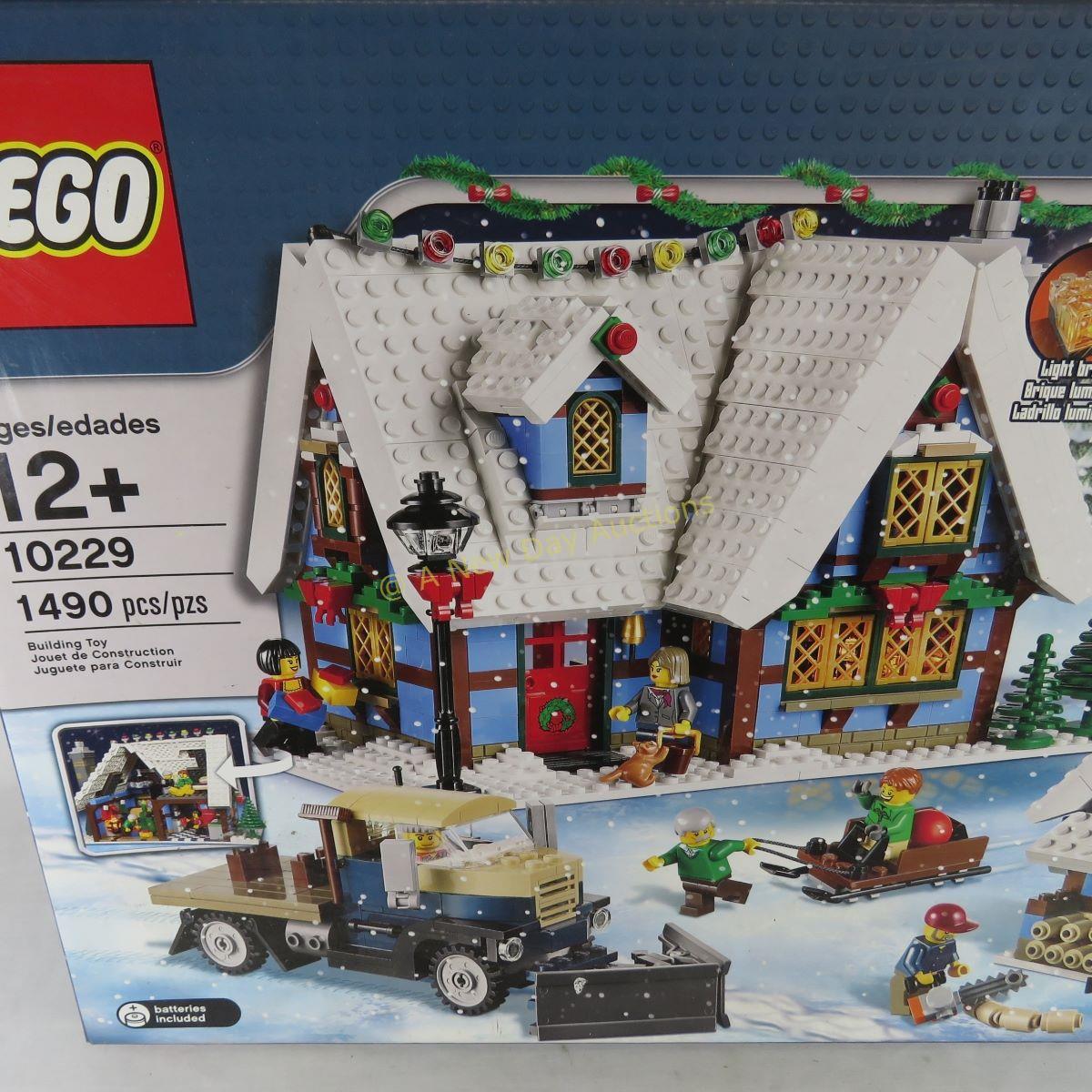 New Lego Creator Winter Cottage set 10229