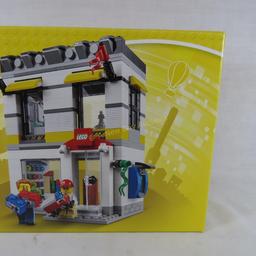 New Lego Microscale Brand Store 40305