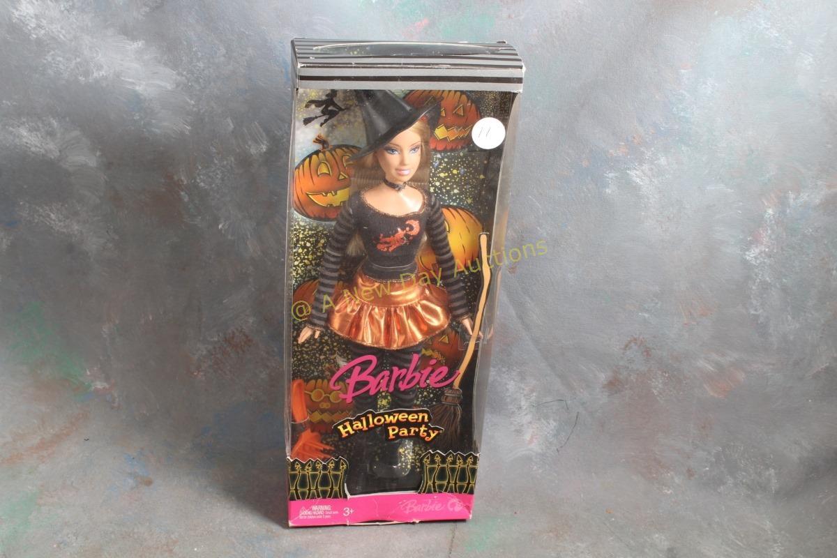 2006 Halloween Barbie Doll in Box