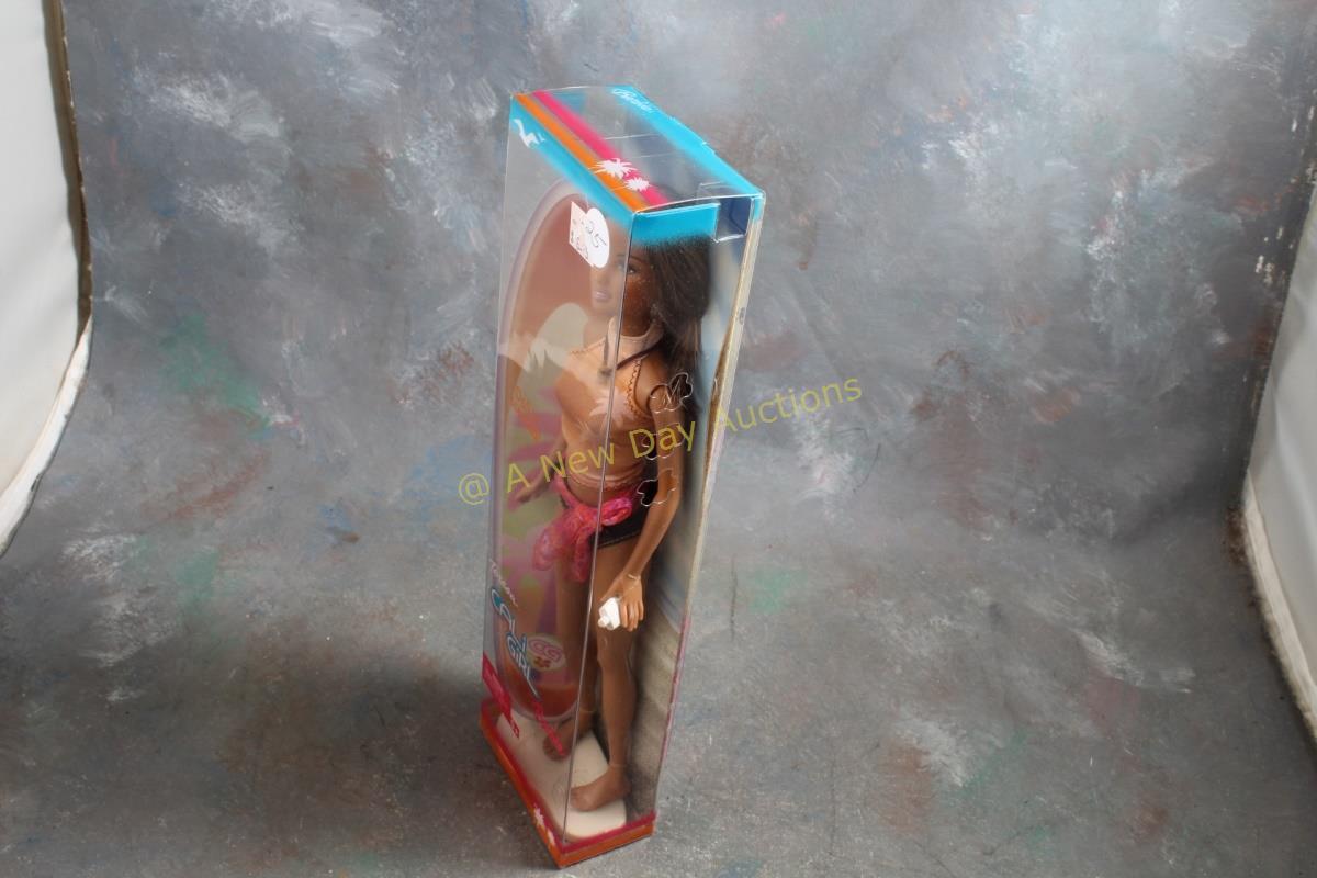2004 Teresa Cali Girl Barbie Doll in Box