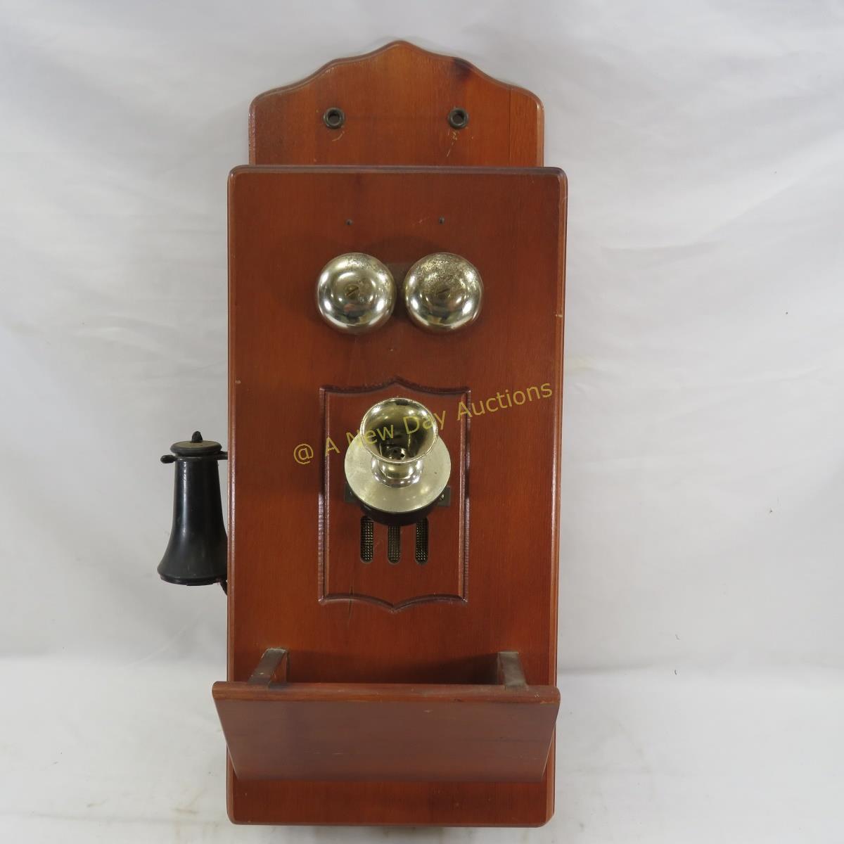 Antique style Wooden Wall Phone