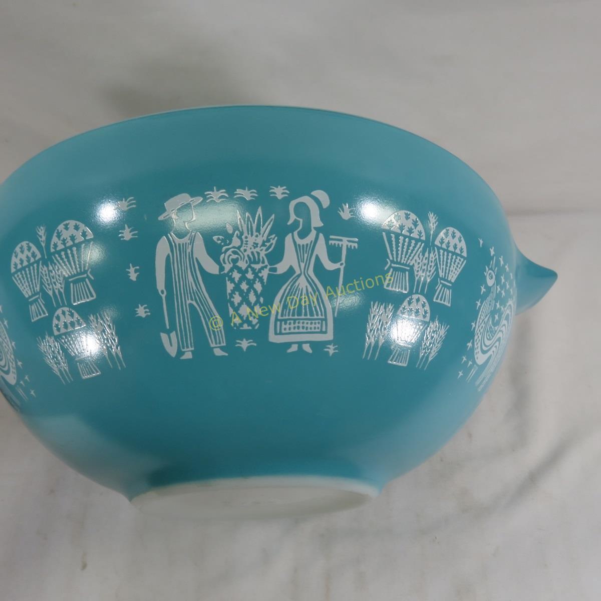 3 Pyrex Cinderella Bowls