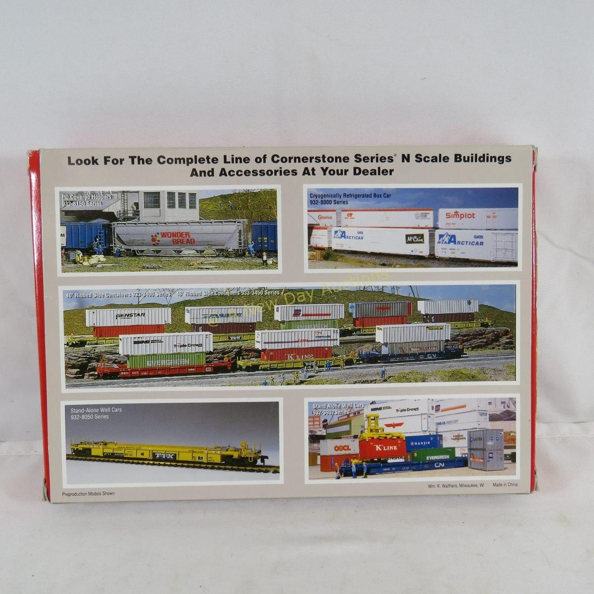 4 N Scale sets- Roundhouse, Walthers