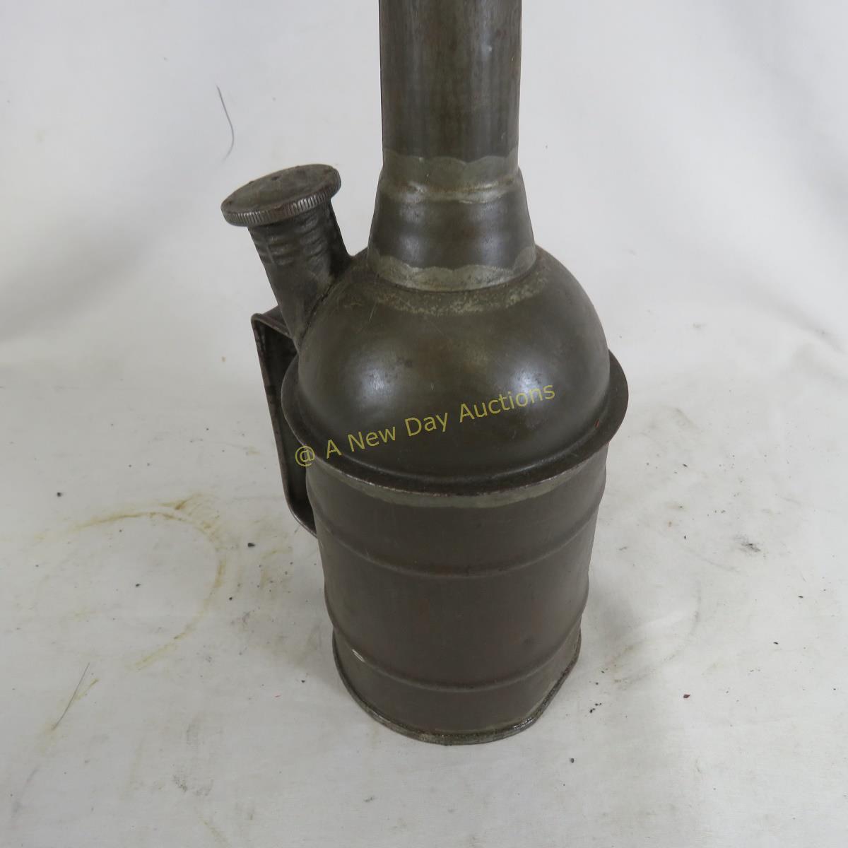 CGWRR Tall Oiler and Oil Can