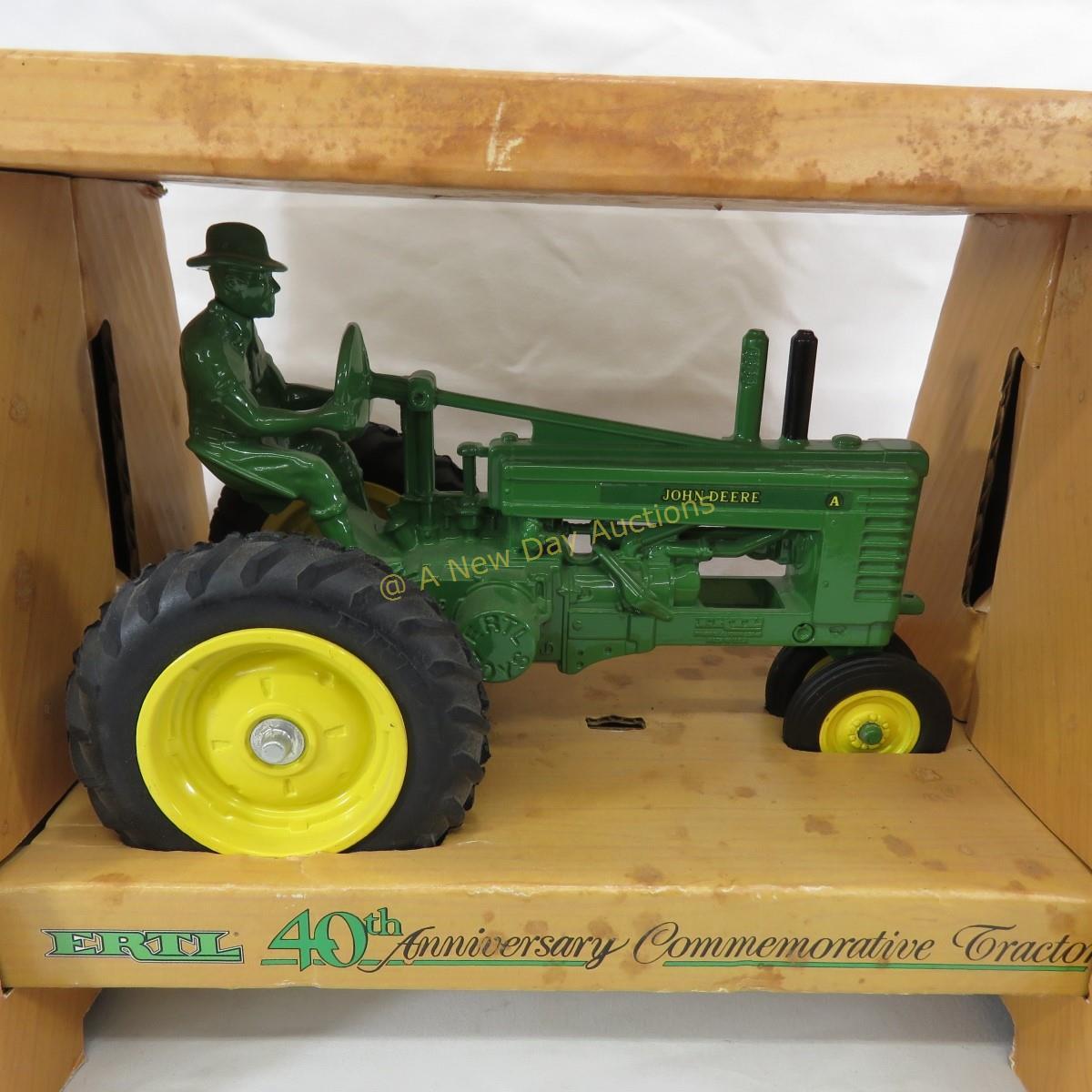 Ertl 40th anniv commemorative John Deere tractor