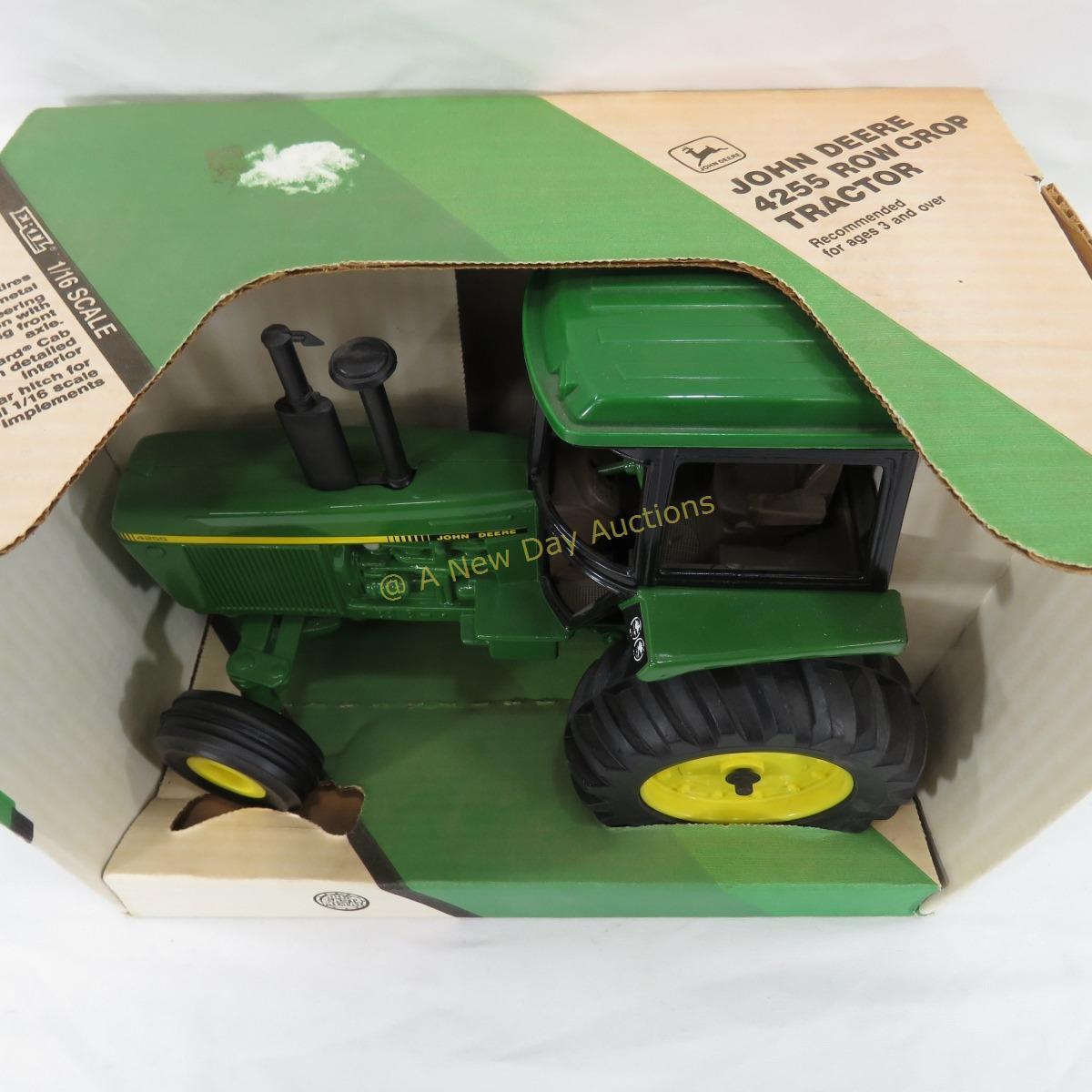 Ertl John Deere 4255 row crop tractor #5583