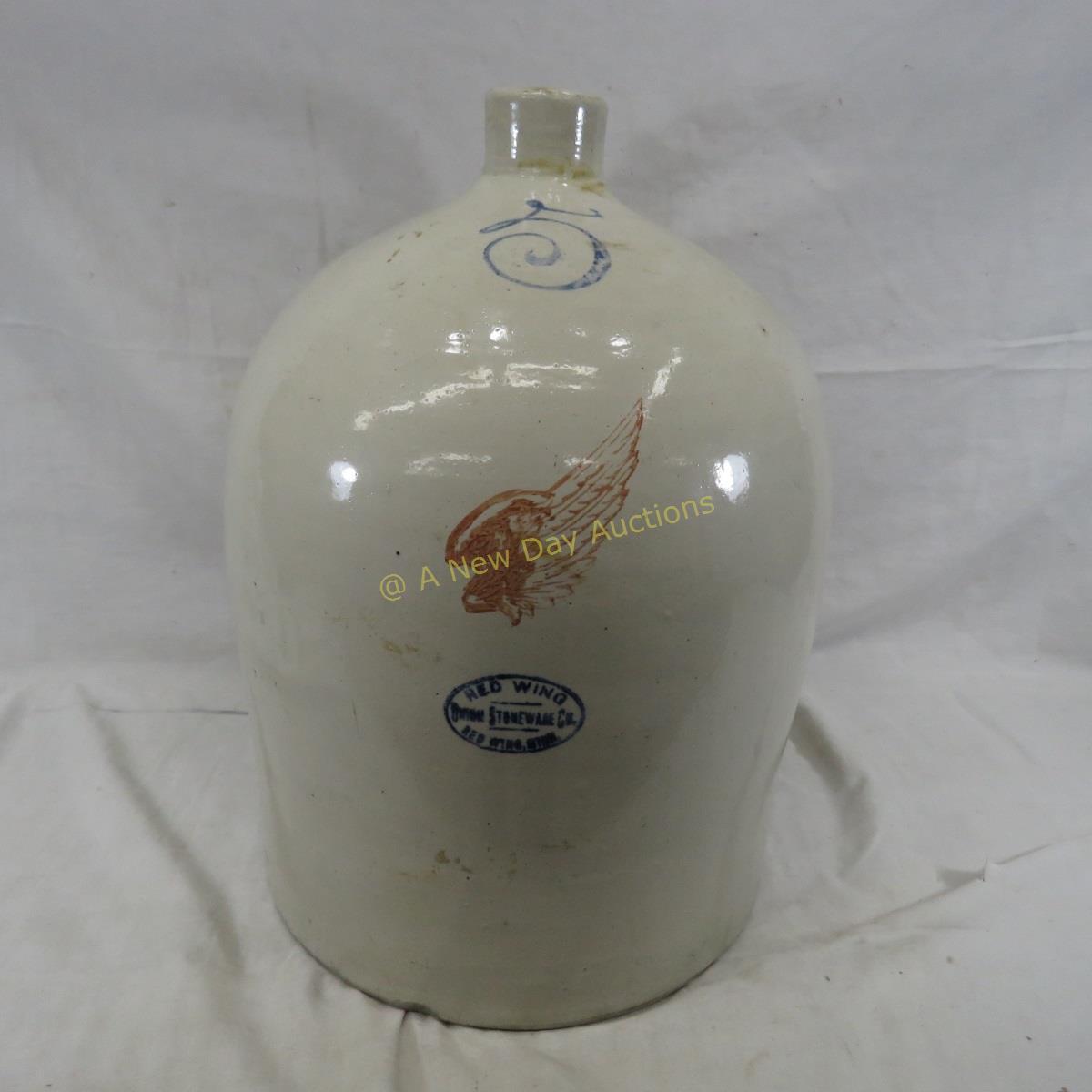 Red Wing Union Stoneware 5 Gallon beehive jug