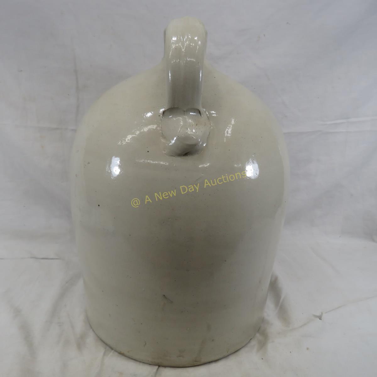 Red Wing Union Stoneware 5 Gallon beehive jug