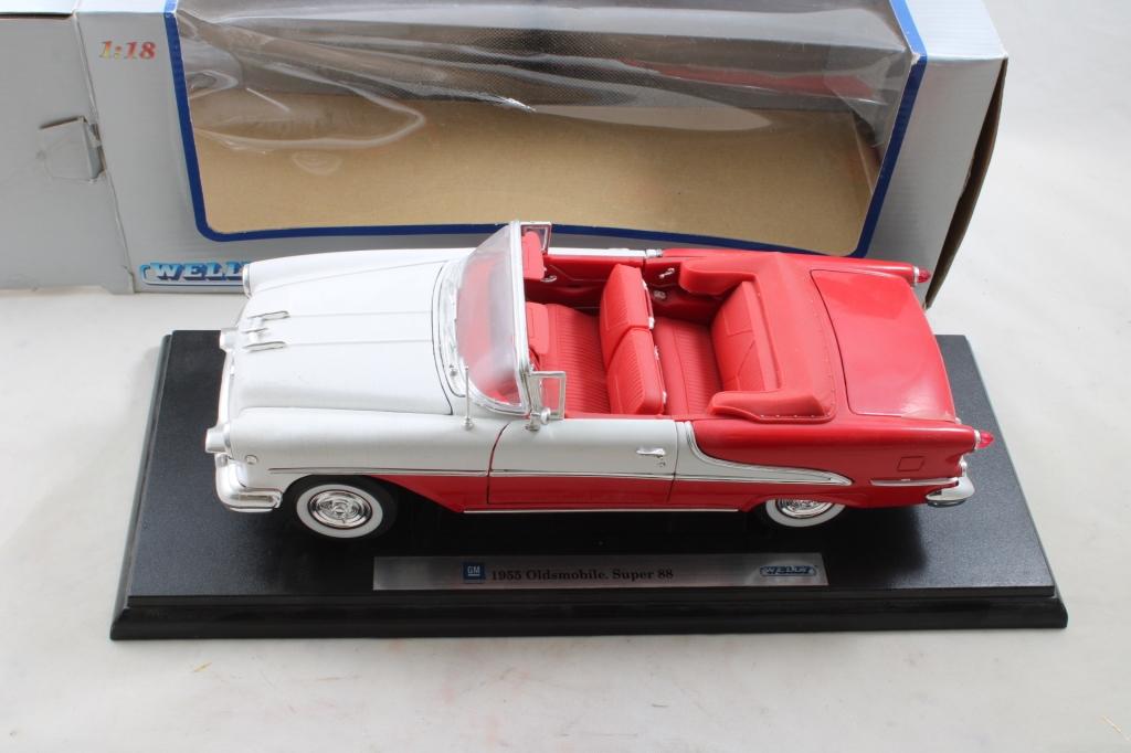 1955 Oldsmobile Super 88 Diecast Car in Box