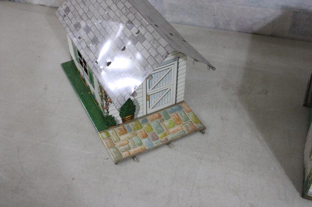 Marx Metal Dollhouse with Garage