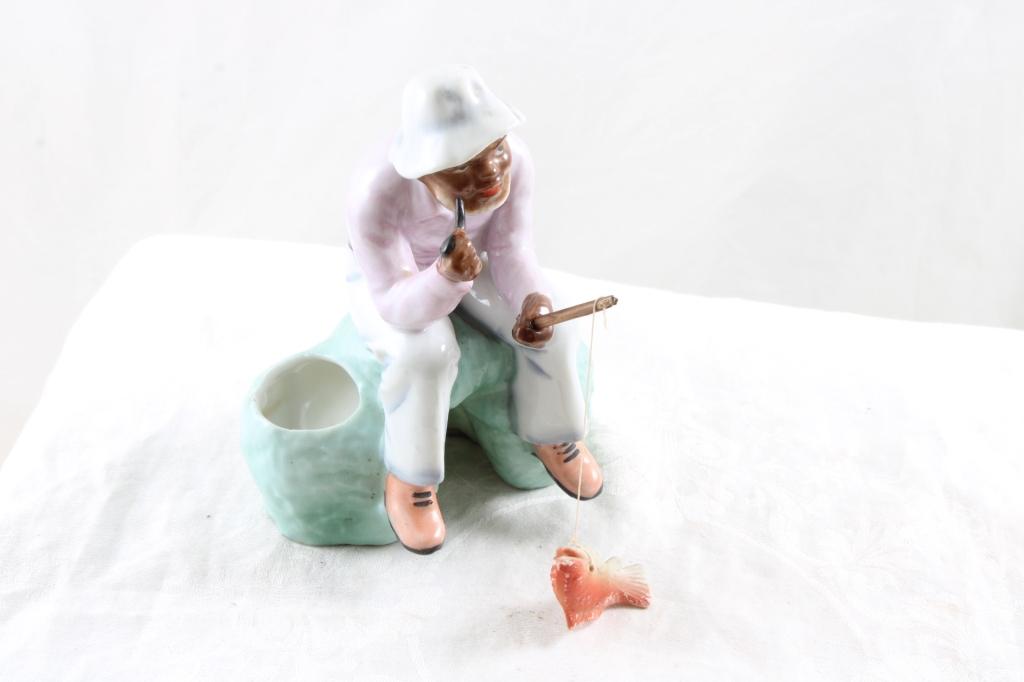 Black Americana Fisherman Figurine 5 1/2" Tall