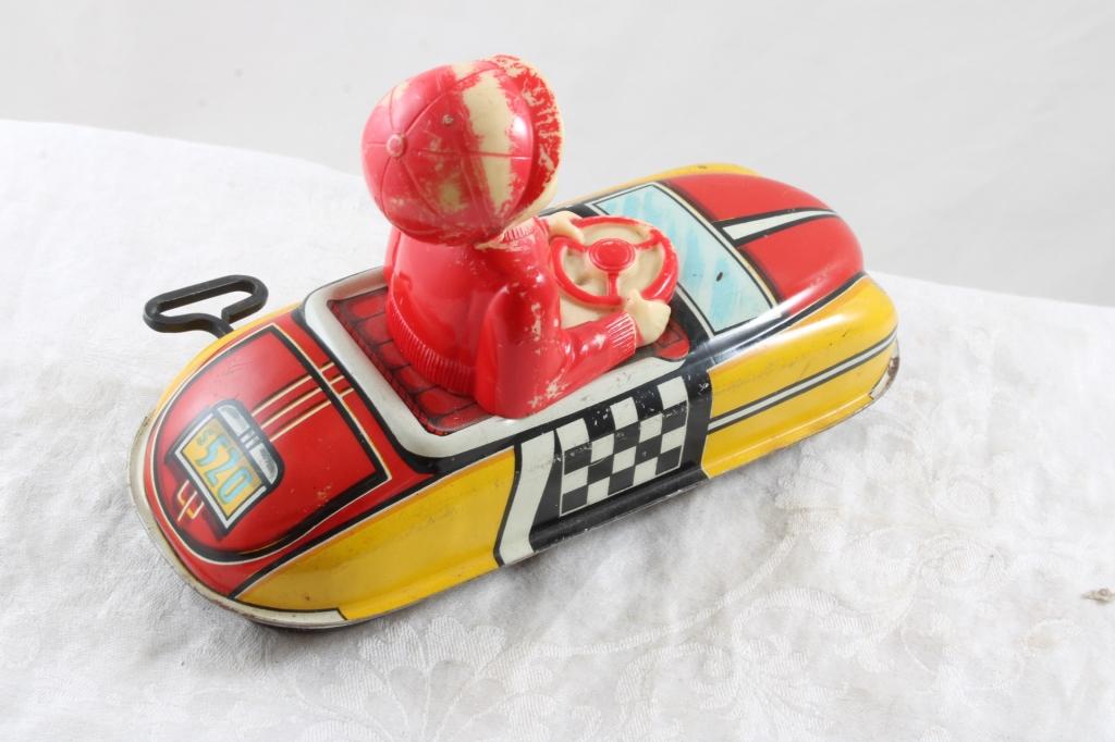 Marx Wind-Up Tin Car w/Bobblehead Man Works