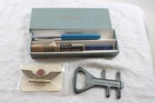 Sheaffers Fountain Pen, Airline Ski Key, Wings Pin