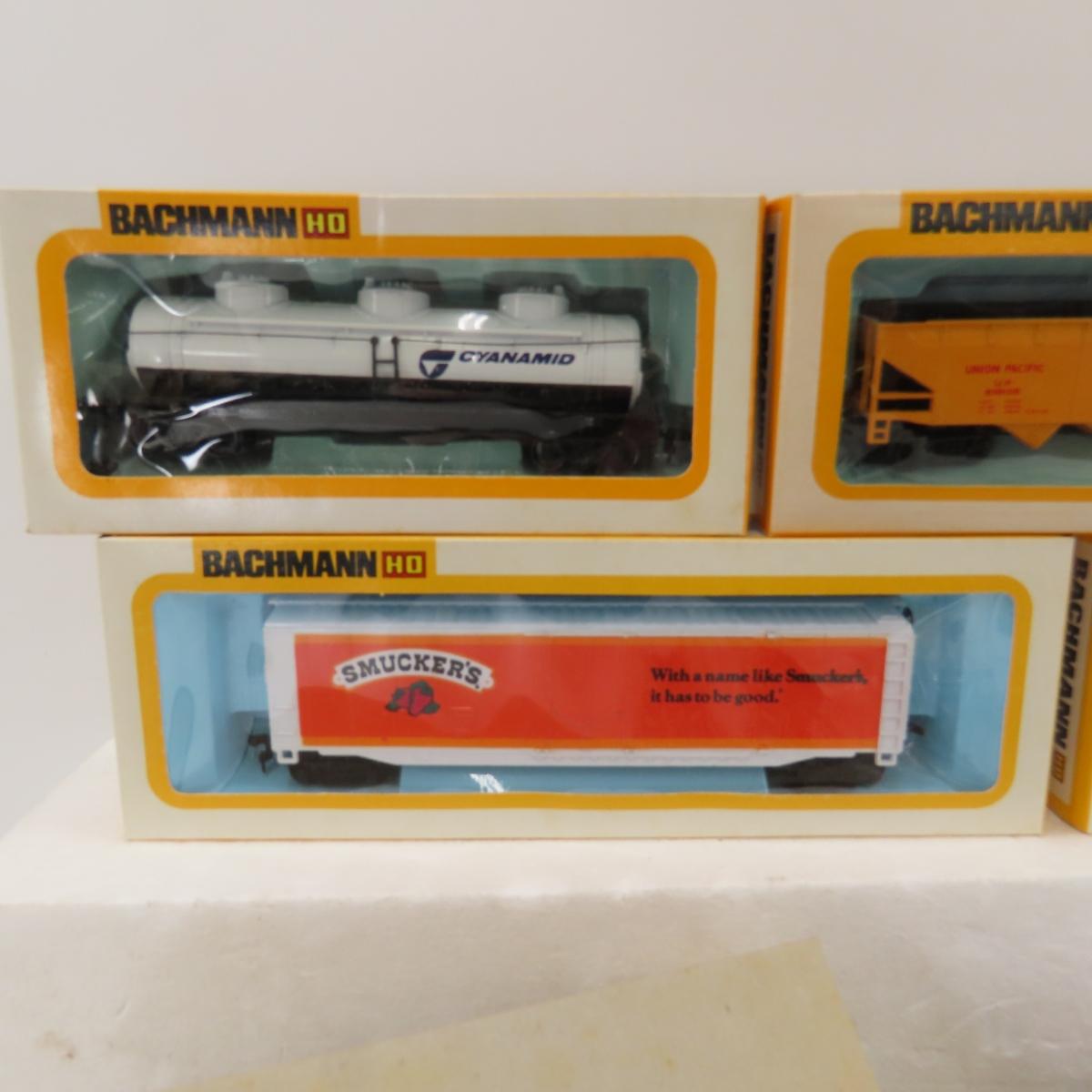 Bachmann HO Scale Train Set- Some in Boxes