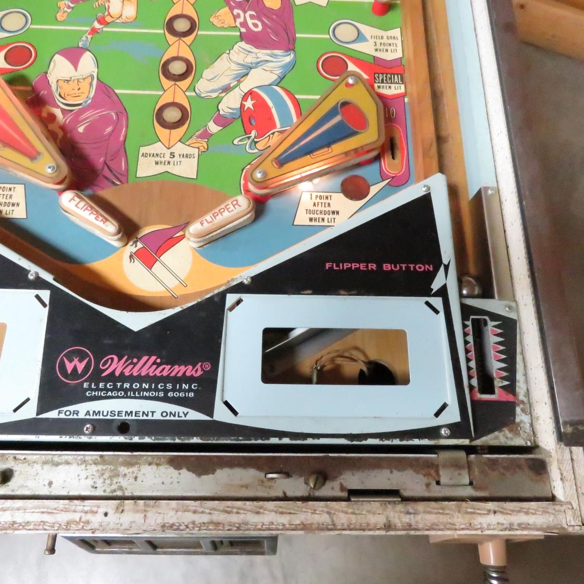 Vintage Williams Touchdown Pinball Machine