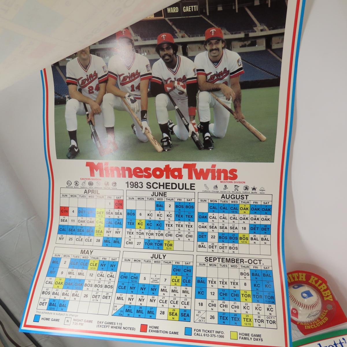 MN Twins Collectibles- Bobblehead, Programs