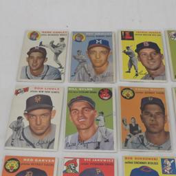 30 Nice 1954 Topps Baseball Cards