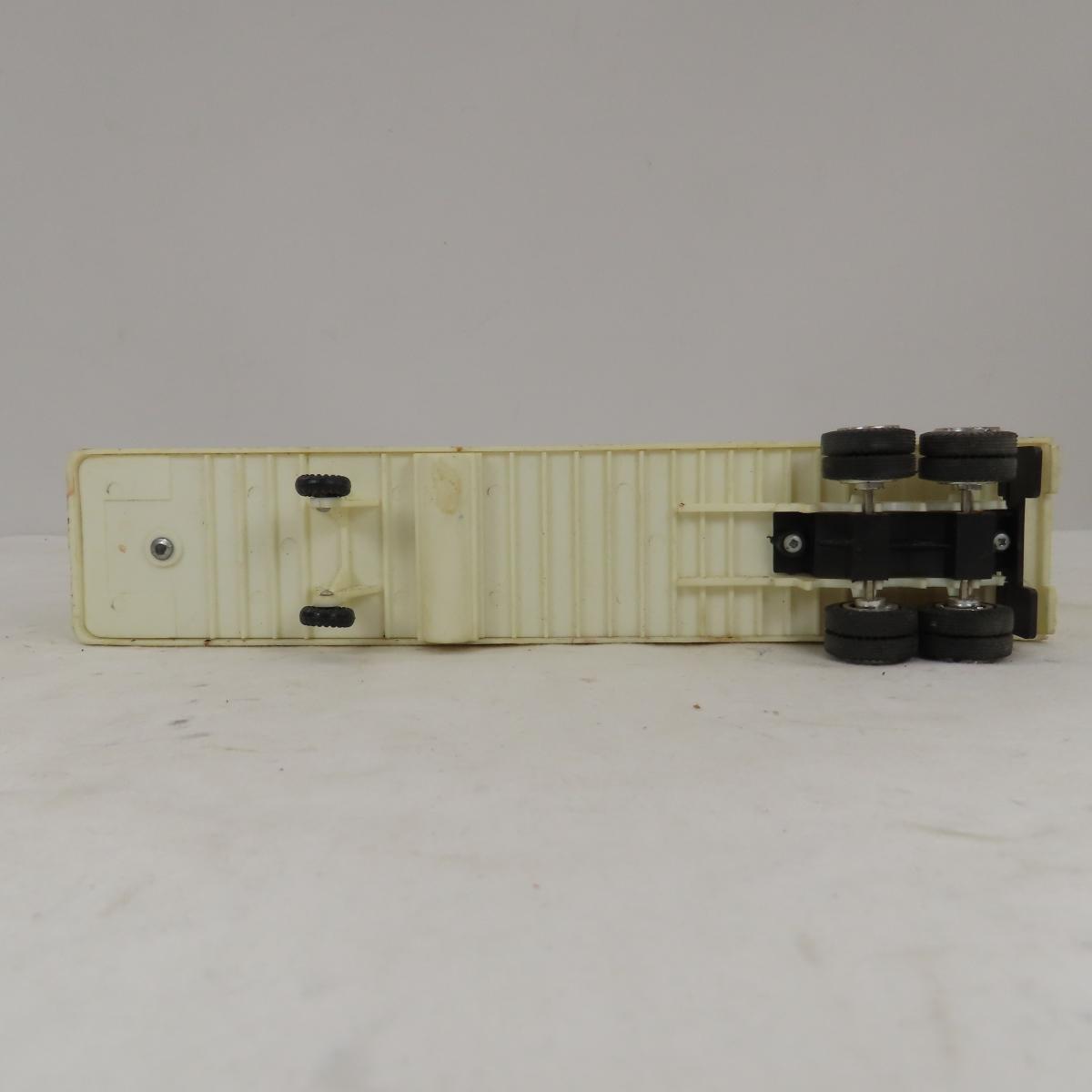 ERTL Zenith & Nylint Pillsbury Semi Trailers