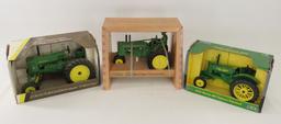 3 ERTL John Deere Tractors 1:16