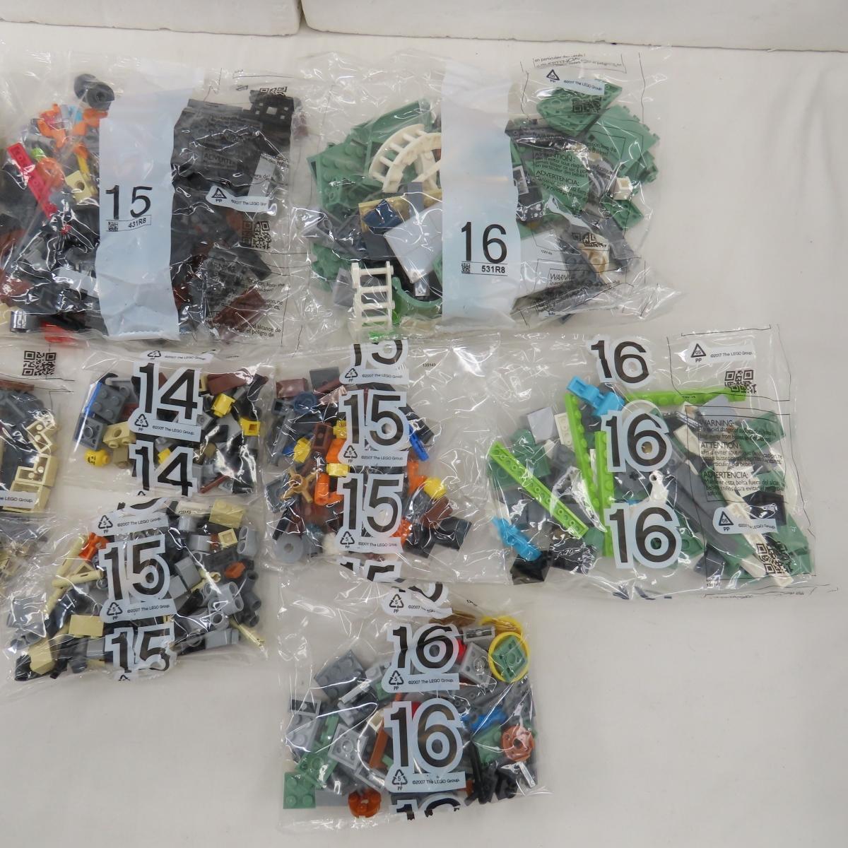 Lego The Ninjago Movie 70620 open box.