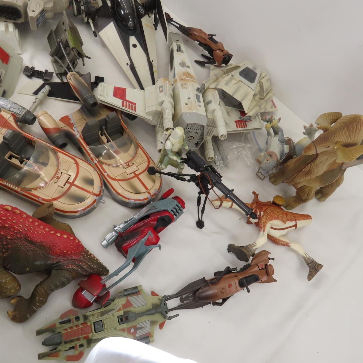 Star Wars ships & animals & more