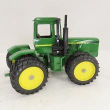 1980 ERTL John Deere 8630 Tractor 1/16