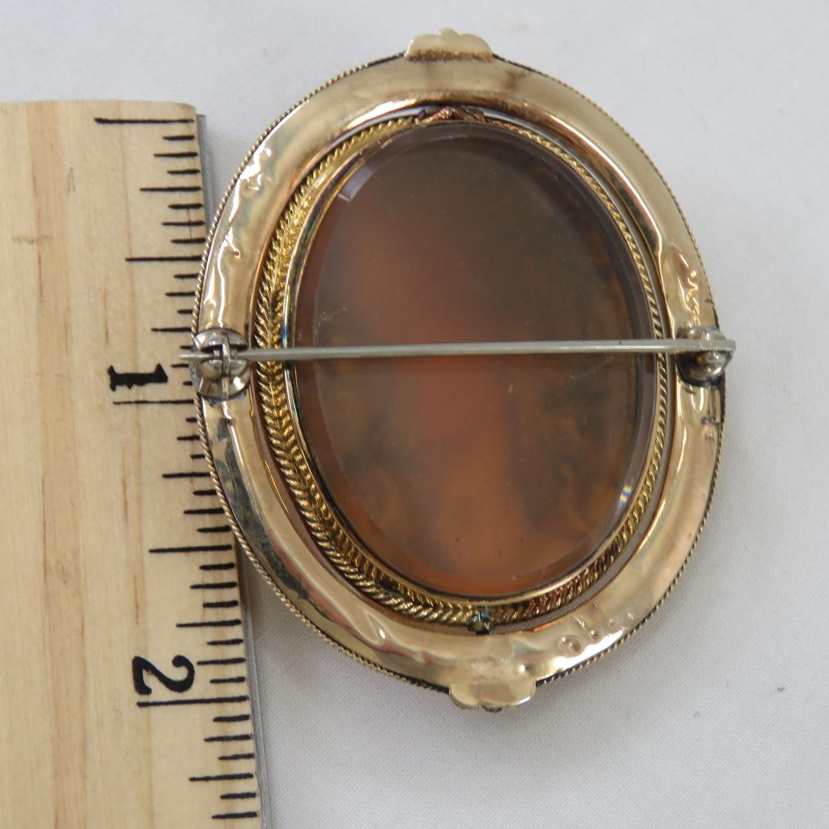 Antique 14KT High Relief Cameo Brooch