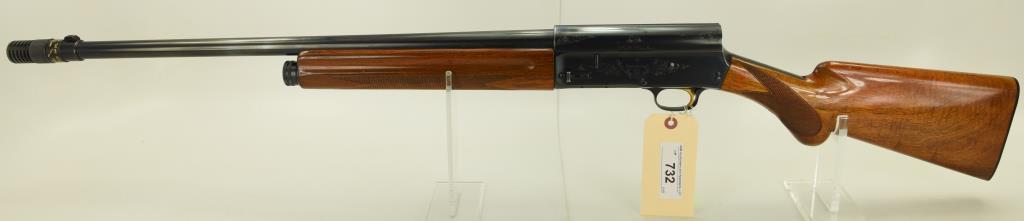 Lot #732 - Browning A-5, Light 12 SA Shotgun