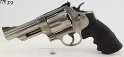 Lot #779 - S&W  686-6 Stainless Double Action Revolver