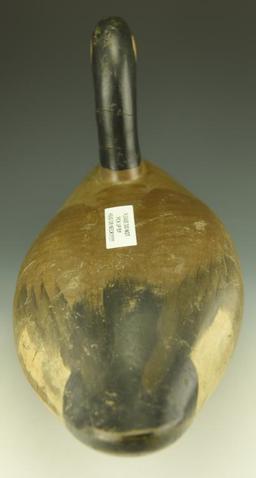 Lot 3393 - Madison Mitchell, Havre de Grace, MD full size Canada Goose decoy, Original  paint,