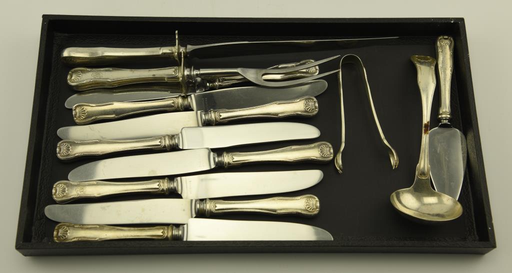 Lot 1235 - (52) Pieces of S. Kirk & Son King pattern sterling silver flatware (62.7 ozt not