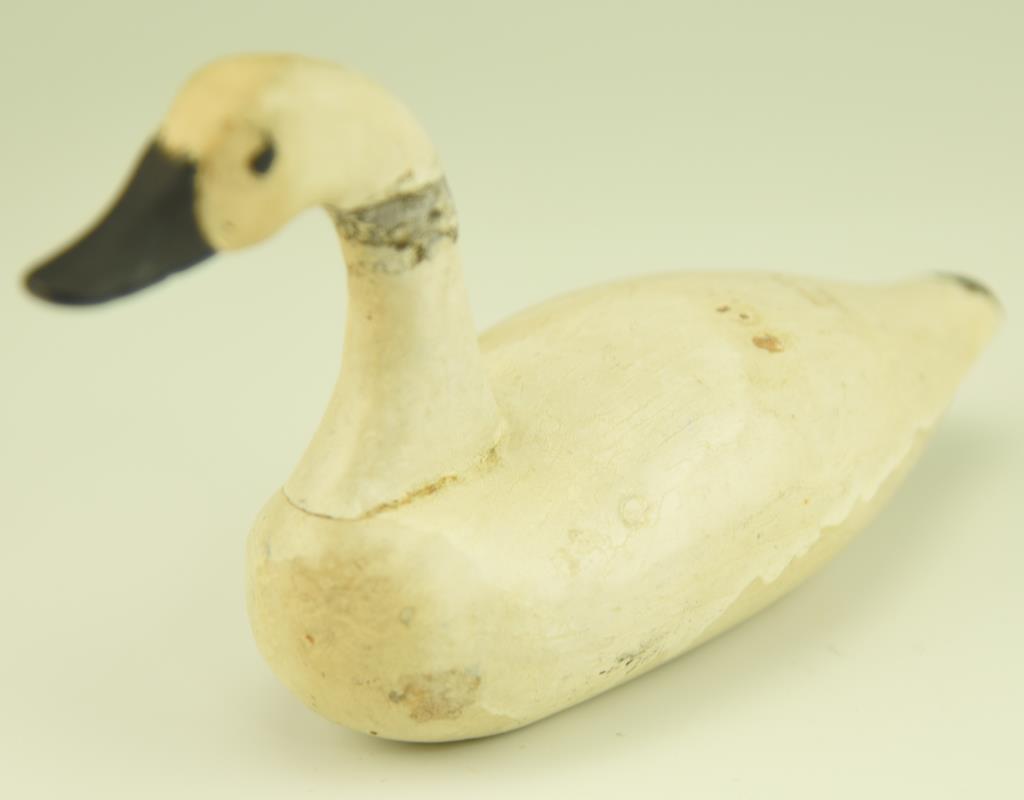 Lot #15 - Miniature carved Swan decoy by the Holly Family Havre de Grace, MD  (old repair to