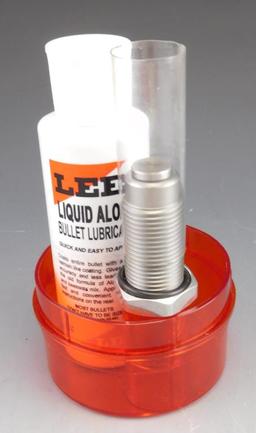 Lot #160 - Lee Load ALL II Reloader with Primer Catcher in original box, Lee Bullet Mold in