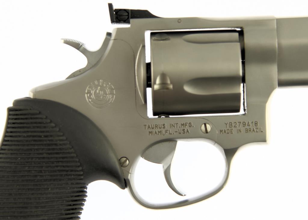 TAURUS TRACKER Double Action Revolver