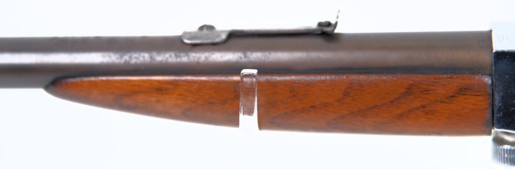 J STEVENS ARMS CO. 1915 FAVORITE Falling block rifle. NOTE: CALIBER IS .25 STEVENS