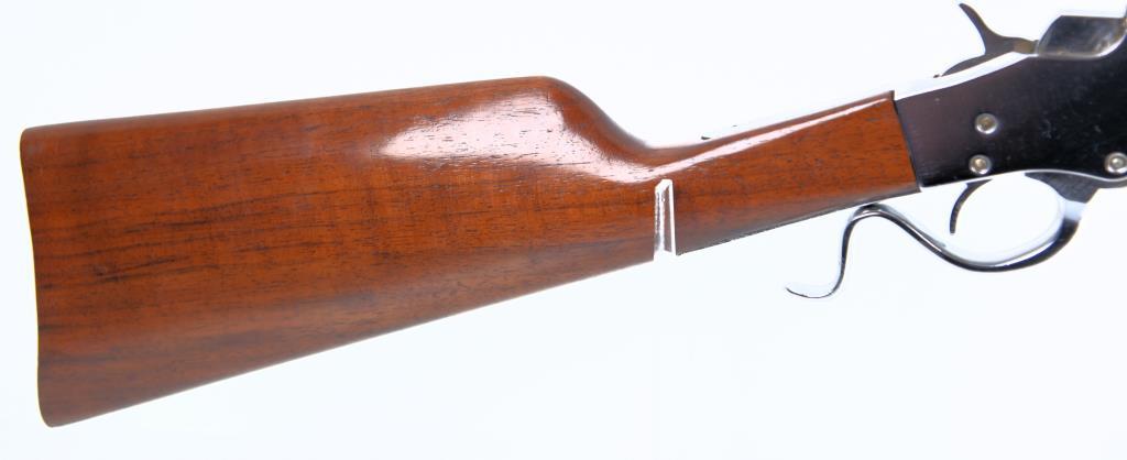 J STEVENS ARMS CO. 1915 FAVORITE Falling block rifle. NOTE: CALIBER IS .25 STEVENS