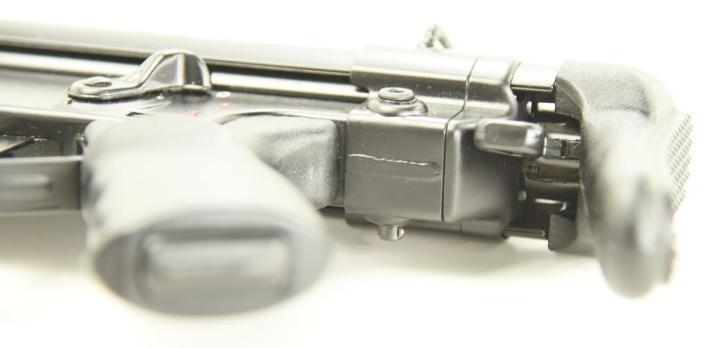Heckler & Koch MP5 Full Auto Sub Machine gun. SN#: 6461. Reg Sear Serial # K637. Date Code "IF" 1985