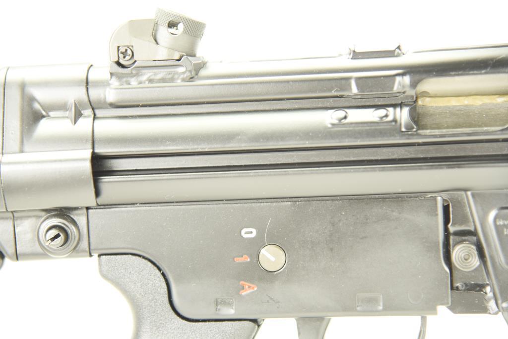 Heckler & Koch MP5 Full Auto Sub Machine gun. SN#: 6461. Reg Sear Serial # K637. Date Code "IF" 1985