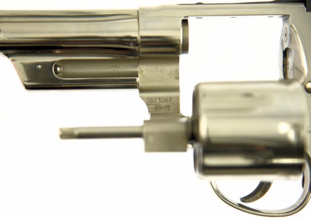 SMITH & WESSON 25-15 Double Action Revolver