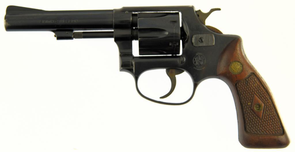 SMITH & WESSON 31 Double Action Revolver