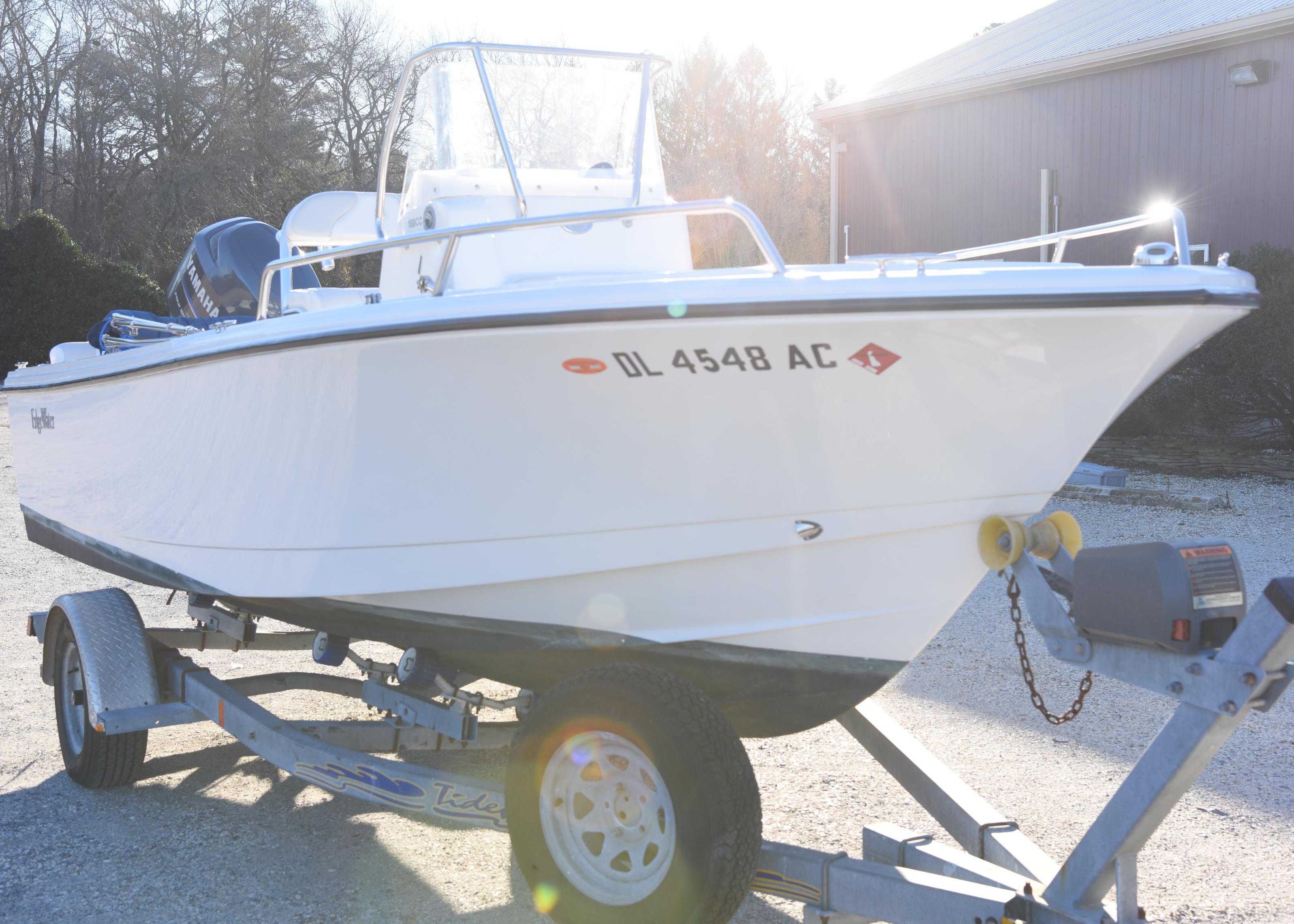 Single Owner 2010 Edgewater188CC 18ft center console boat with Yamaha F150 Outboard