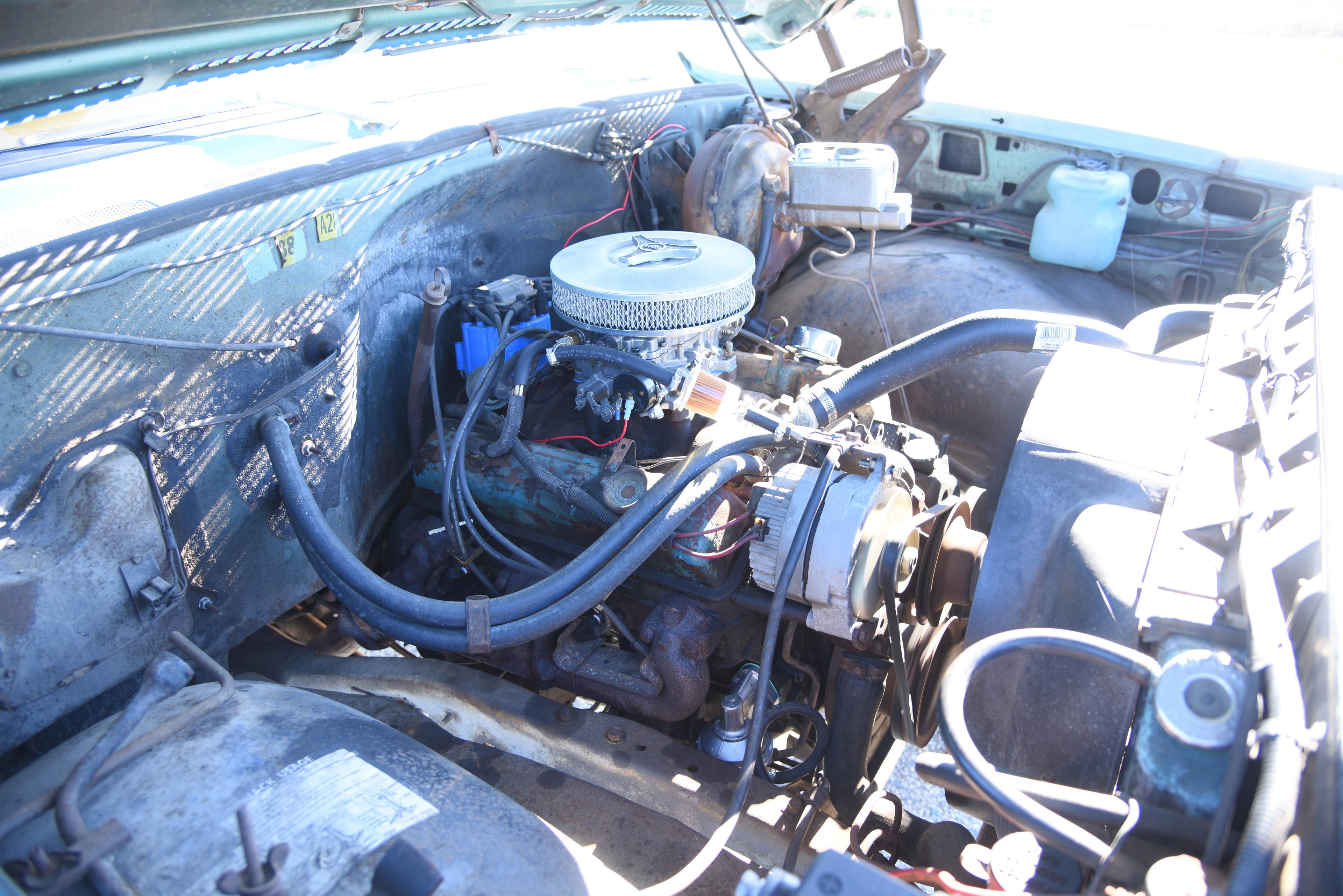 Low mileage 1977 Chevrolet Custom Deluxe C10 4x4, Chevy 350 gas motor, automatic trans,