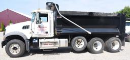 Lot #1 - 2018 Mack Granite GU713, Mack MP8-425 HP 12.8L Diesel SN# 179515 w/ Maxitourque 8 speed