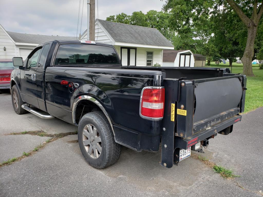 Lot #17 - 2007 Ford F150 Pickup Truck (w/Lincoln Upgrades) 2WD Regular Cab Styleside 6-1/2 Ft