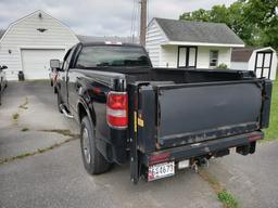 Lot #17 - 2007 Ford F150 Pickup Truck (w/Lincoln Upgrades) 2WD Regular Cab Styleside 6-1/2 Ft