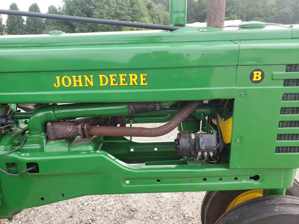 1949 John Deere Model B 2 WD Tractor Features Electric Start, Headlights, Hydraulics, Rollermatic