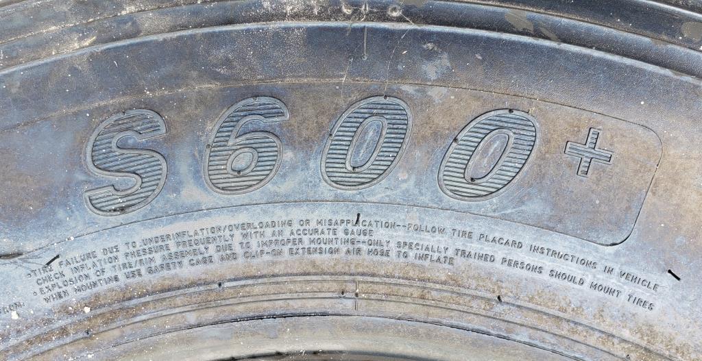 2 New Turnpike 11R 24.5 S600+ All Steel Radial Unmounted Truck tires. Standard 8.25" Rim.