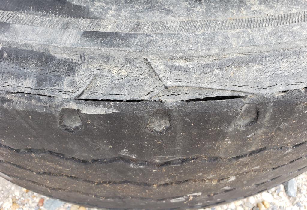 3 Used Bridgestone 385/65R 22.5 M854 Radial Mounted truck tires. Marked V-Steel Mix Tubeless.