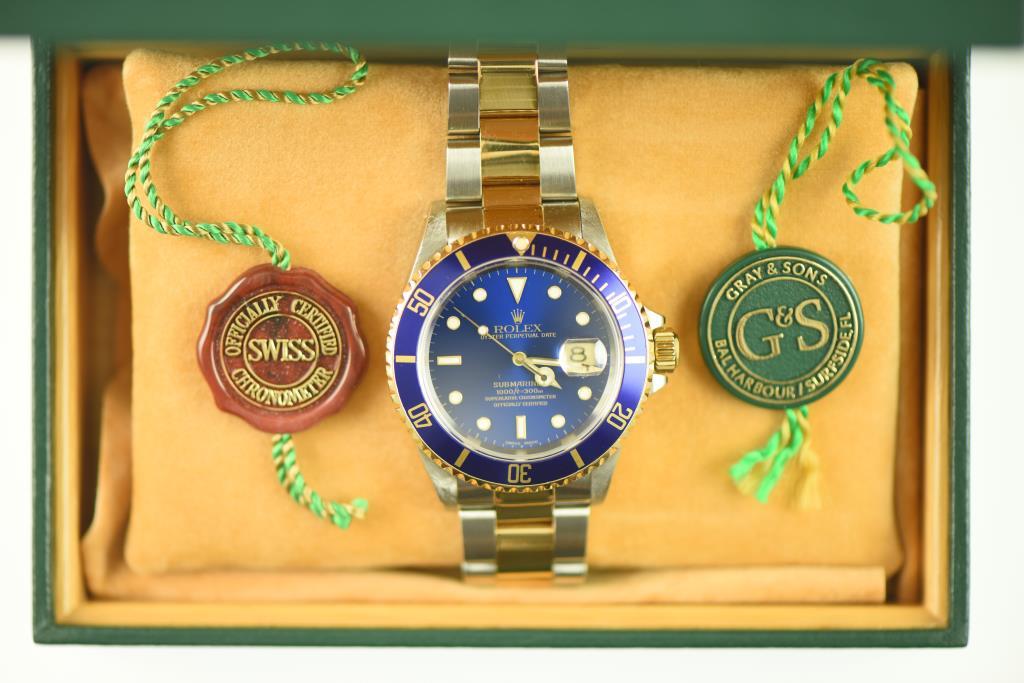 Lot #4 - 18K Yellow Gold/Stainless Men’s Rolex Submariner Wrist Watch with Automatic Movement.